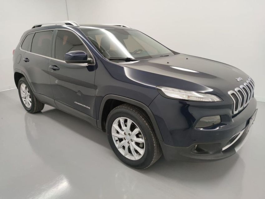 //www.autoline.com.br/carro/jeep/cherokee-32-v6-limited-24v-gasolina-4p-4x4-automatico/2014/brasilia-df/24824022