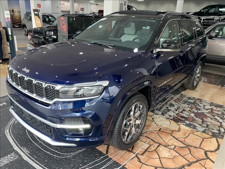 //www.autoline.com.br/carro/jeep/commander-13-t270-overland-16v-flex-4p-turbo-automatico/2024/sao-paulo-sp/24286723