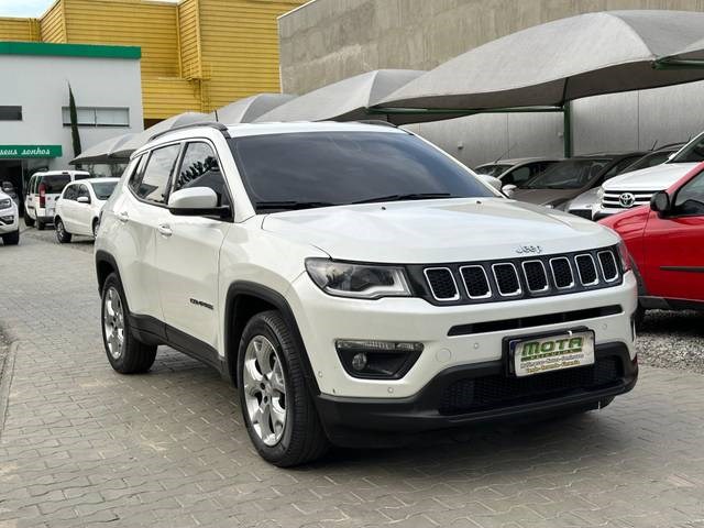 //www.autoline.com.br/carro/jeep/compass-20-longitude-16v-flex-4p-automatico/2021/eunapolis-ba/22659738