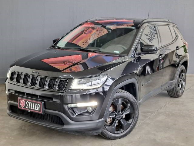 //www.autoline.com.br/carro/jeep/compass-20-night-eagle-16v-flex-4p-automatico/2018/timbo-sc/23413601