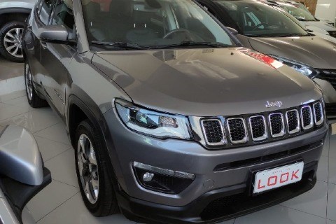 //www.autoline.com.br/carro/jeep/compass-20-longitude-16v-flex-4p-automatico/2020/araxa-mg/23864598