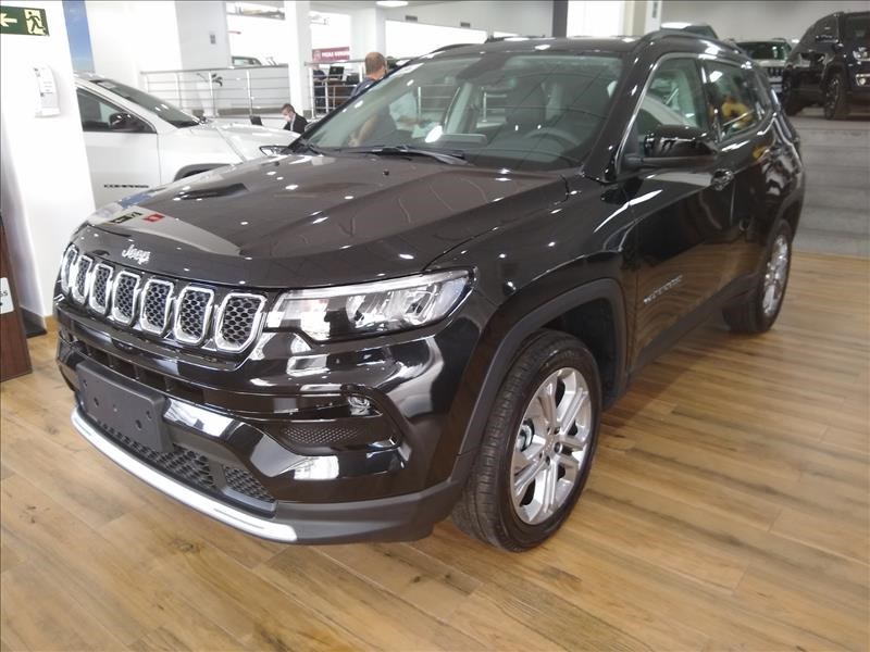 //www.autoline.com.br/carro/jeep/compass-13-t270-longitude-flex-4p-turbo-automatico/2024/sao-paulo-sp/24156568