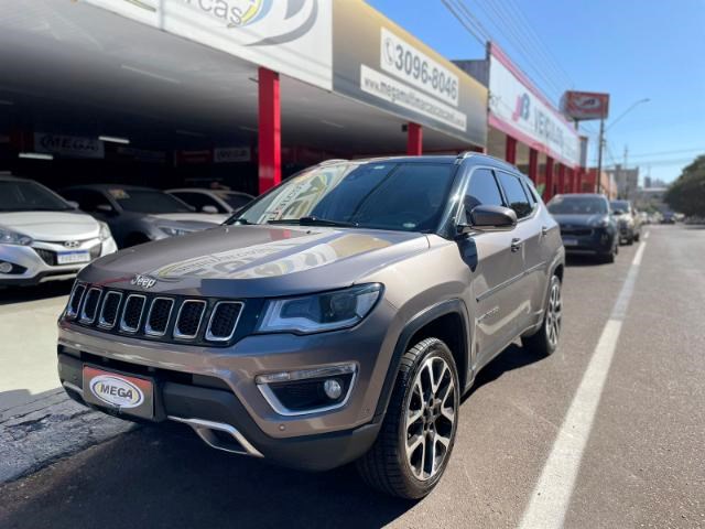 //www.autoline.com.br/carro/jeep/compass-20-limited-16v-diesel-4p-4x4-turbo-automatico/2019/cascavel-pr/24262500