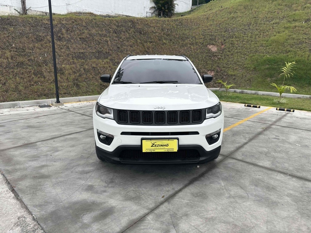 //www.autoline.com.br/carro/jeep/compass-20-sport-16v-flex-4p-automatico/2017/rio-de-janeiro-rj/24346074
