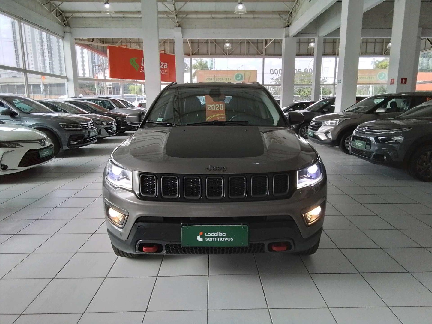 //www.autoline.com.br/carro/jeep/compass-20-trailhawk-16v-diesel-4p-4x4-turbo-automati/2020/sao-paulo-sp/24663157