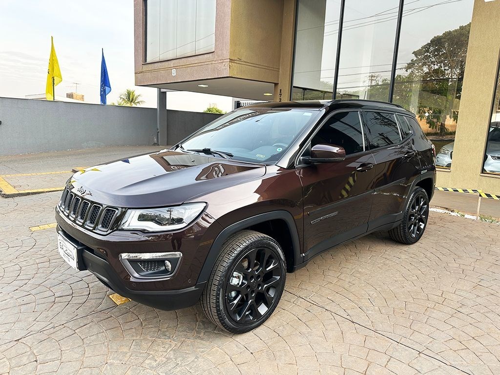 //www.autoline.com.br/carro/jeep/compass-20-serie-s-16v-diesel-4p-4x4-turbo-automatico/2021/ribeirao-preto-sp/24767310