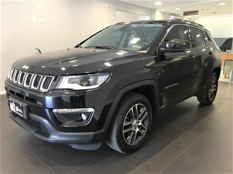 //www.autoline.com.br/carro/jeep/compass-20-sport-16v-flex-4p-automatico/2020/maringa-pr/24787212