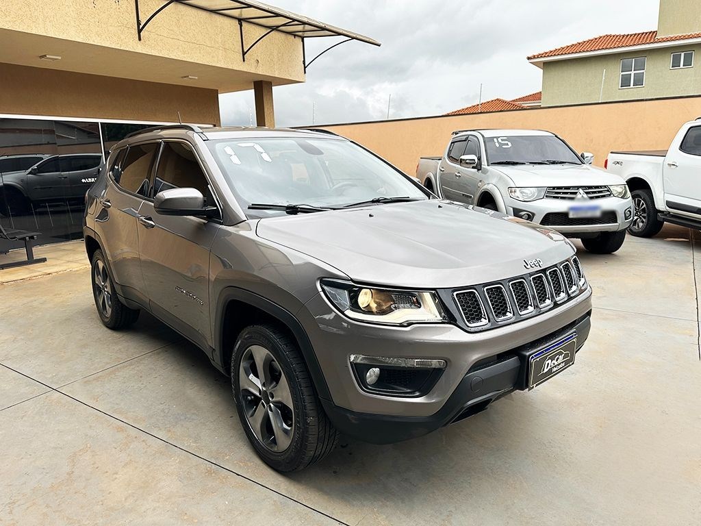 //www.autoline.com.br/carro/jeep/compass-20-longitude-16v-diesel-4p-4x4-turbo-automati/2017/ribeirao-preto-sp/24796799