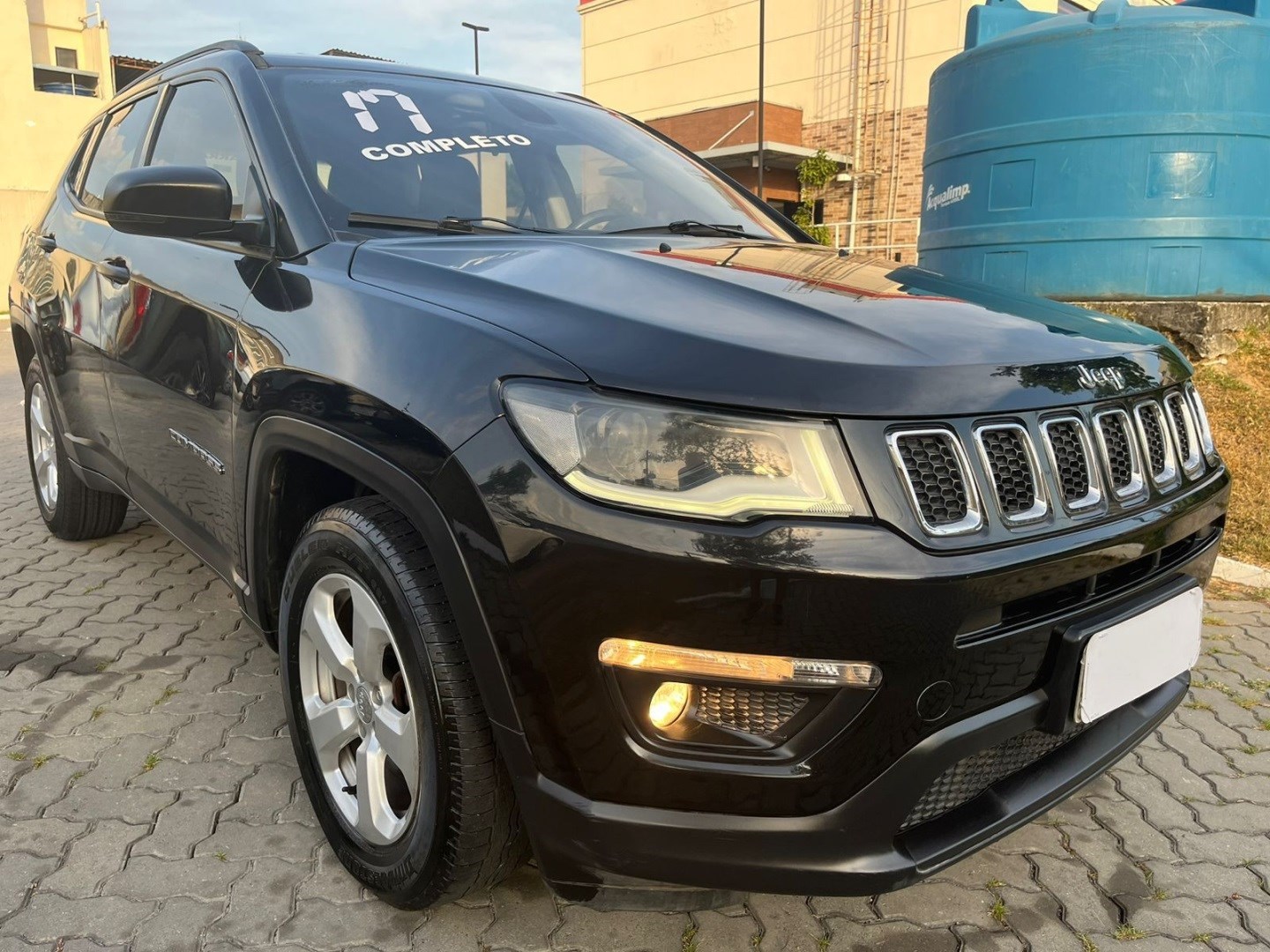 //www.autoline.com.br/carro/jeep/compass-20-sport-16v-flex-4p-automatico/2017/rio-de-janeiro-rj/24895459