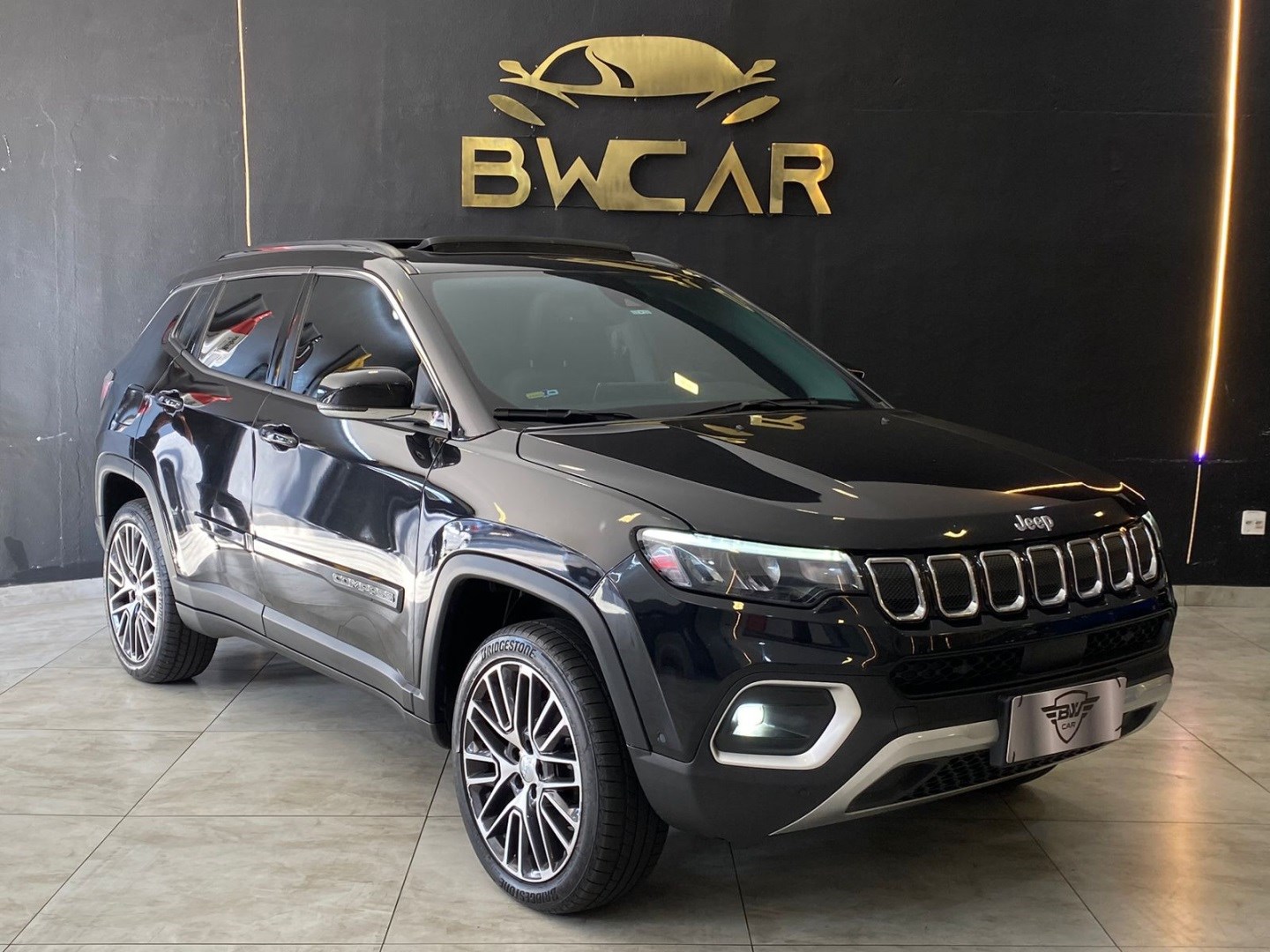 //www.autoline.com.br/carro/jeep/compass-20-td350-limited-16v-diesel-4p-4x4-turbo-auto/2022/sao-paulo-sp/24917181