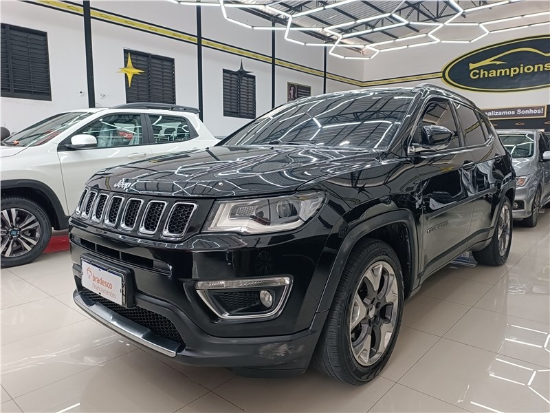 //www.autoline.com.br/carro/jeep/compass-20-limited-16v-flex-4p-automatico/2018/rio-de-janeiro-rj/24985299