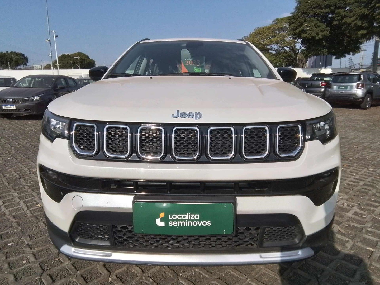 //www.autoline.com.br/carro/jeep/compass-13-t270-longitude-16v-flex-4p-turbo-automatic/2023/sao-paulo-sp/24985437