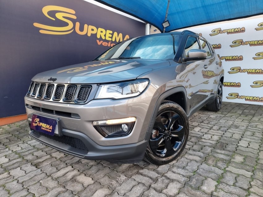 //www.autoline.com.br/carro/jeep/compass-20-night-eagle-16v-flex-4p-automatico/2018/passo-fundo-rs/24992314