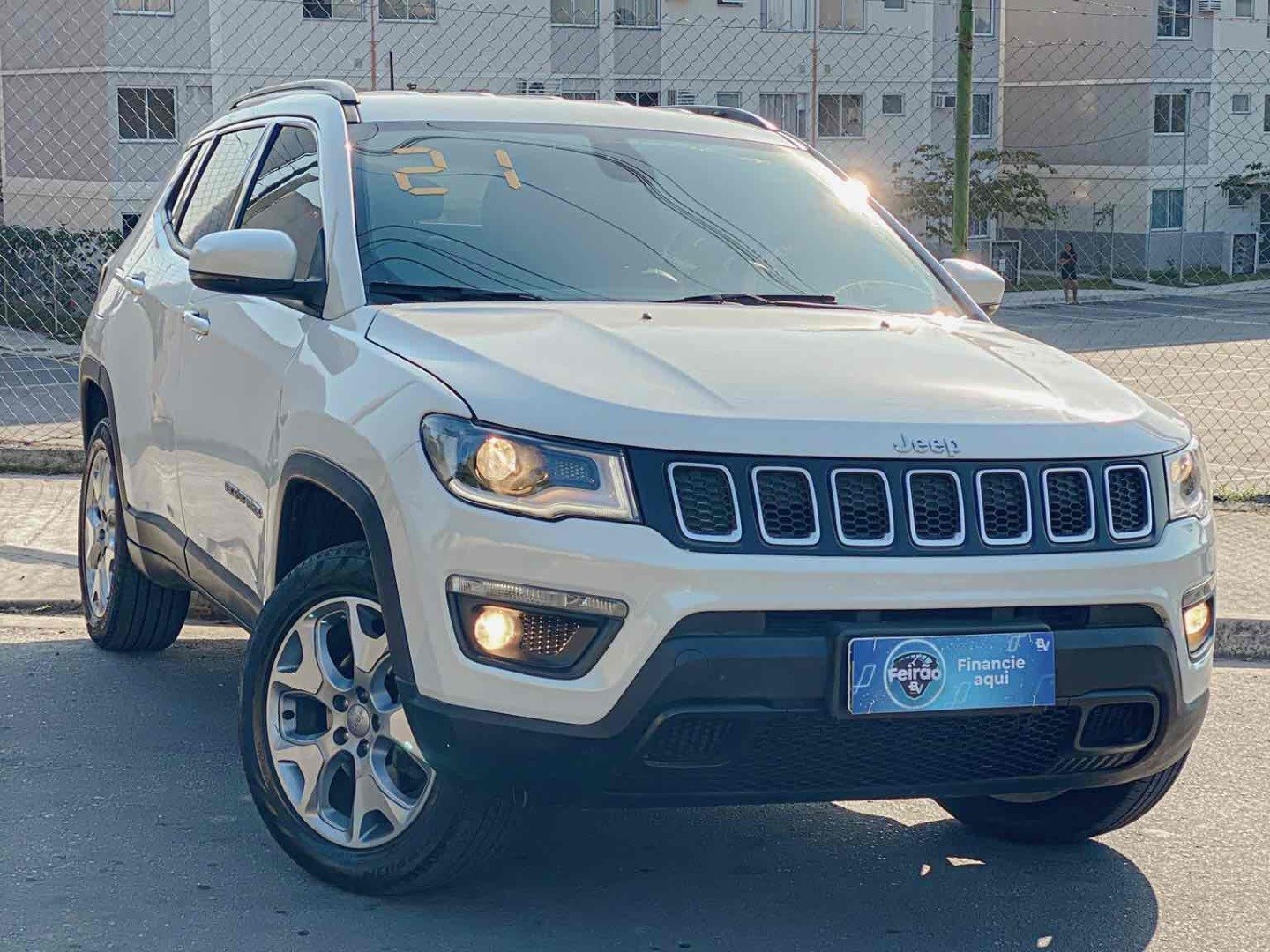 //www.autoline.com.br/carro/jeep/compass-20-longitude-16v-diesel-4p-4x4-turbo-automati/2021/itaborai-rj/25015147