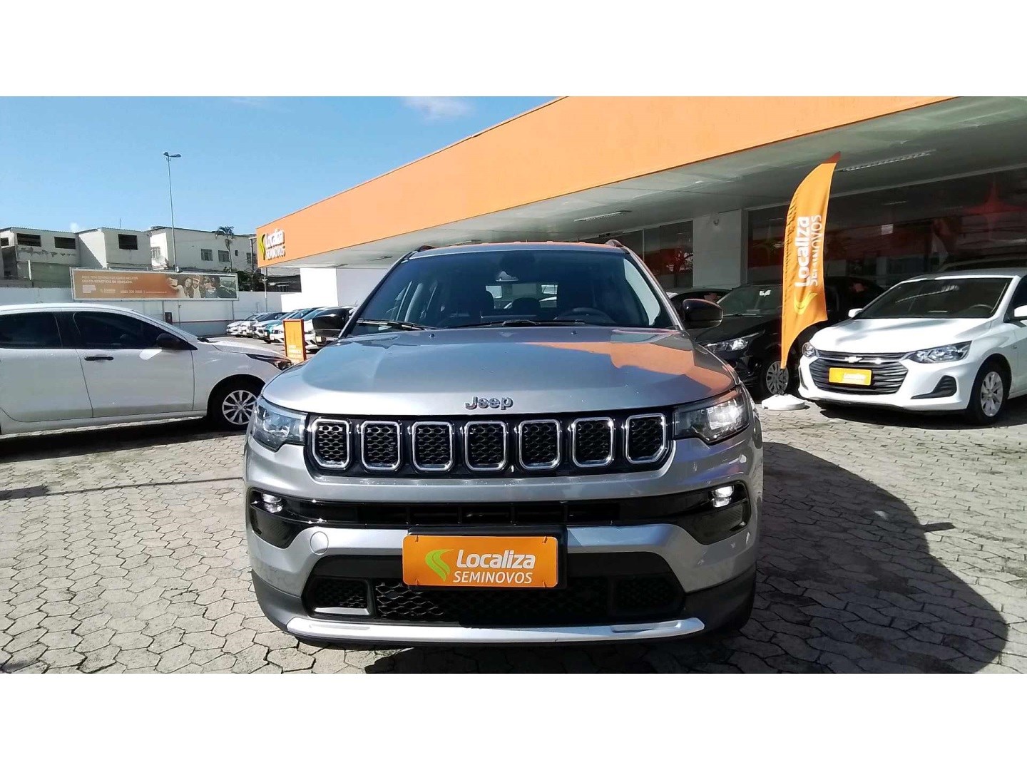 //www.autoline.com.br/carro/jeep/compass-13-t270-longitude-16v-flex-4p-turbo-automatic/2022/serra-es/25021104