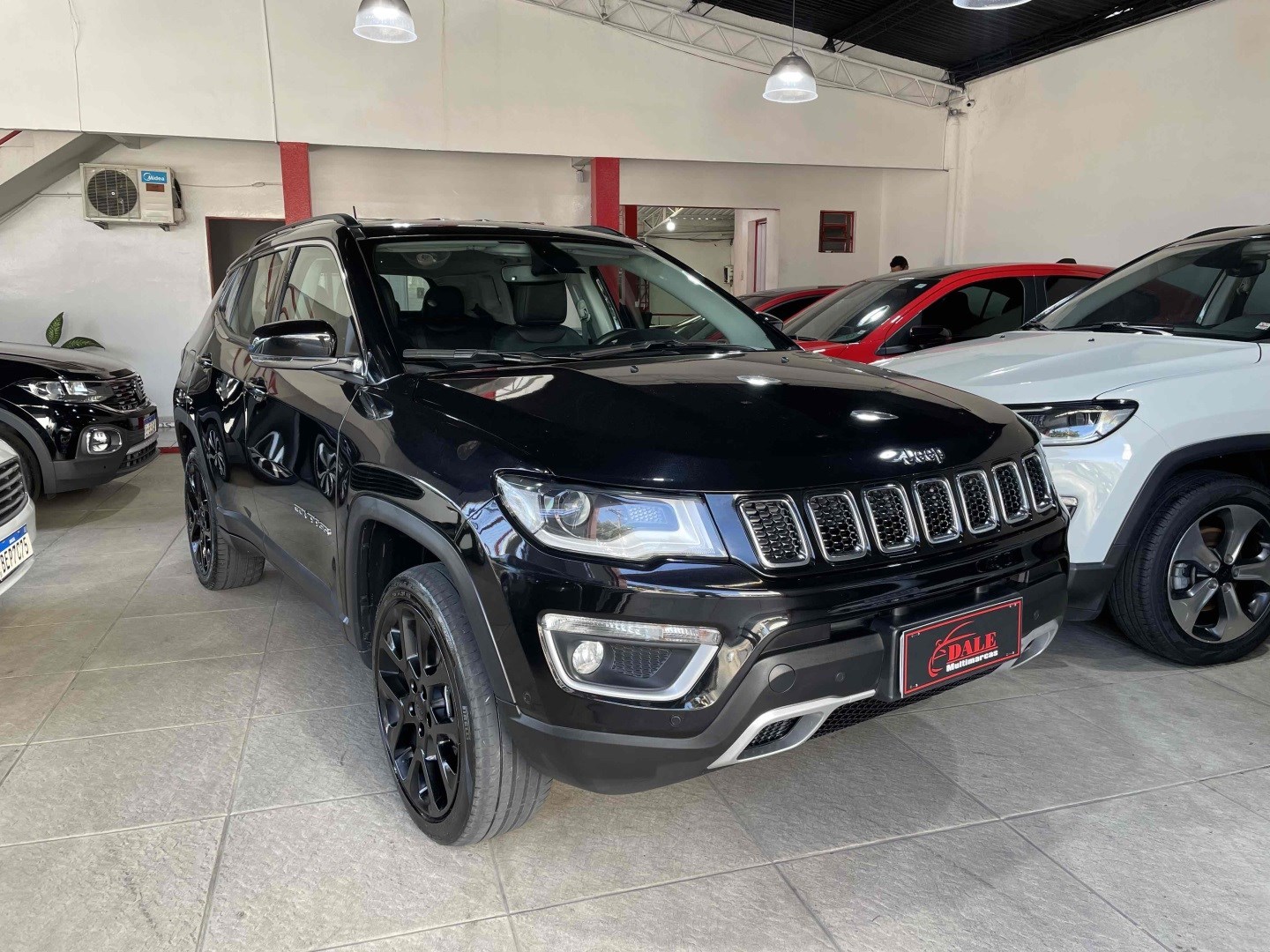 //www.autoline.com.br/carro/jeep/compass-20-limited-16v-diesel-4p-4x4-turbo-automatico/2021/belo-horizonte-mg/25028160