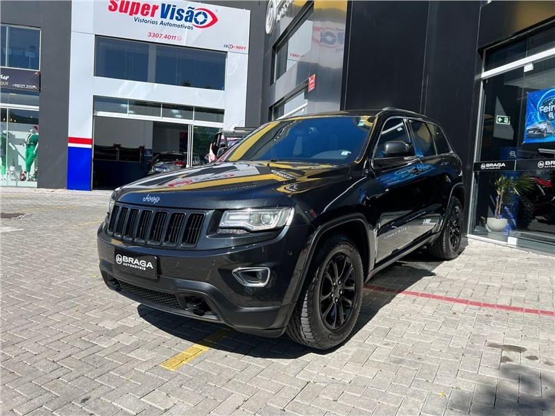 //www.autoline.com.br/carro/jeep/grand-cherokee-36-v6-limited-24v-gasolina-4p-4x4-automatico/2015/pelotas-rs/24235120
