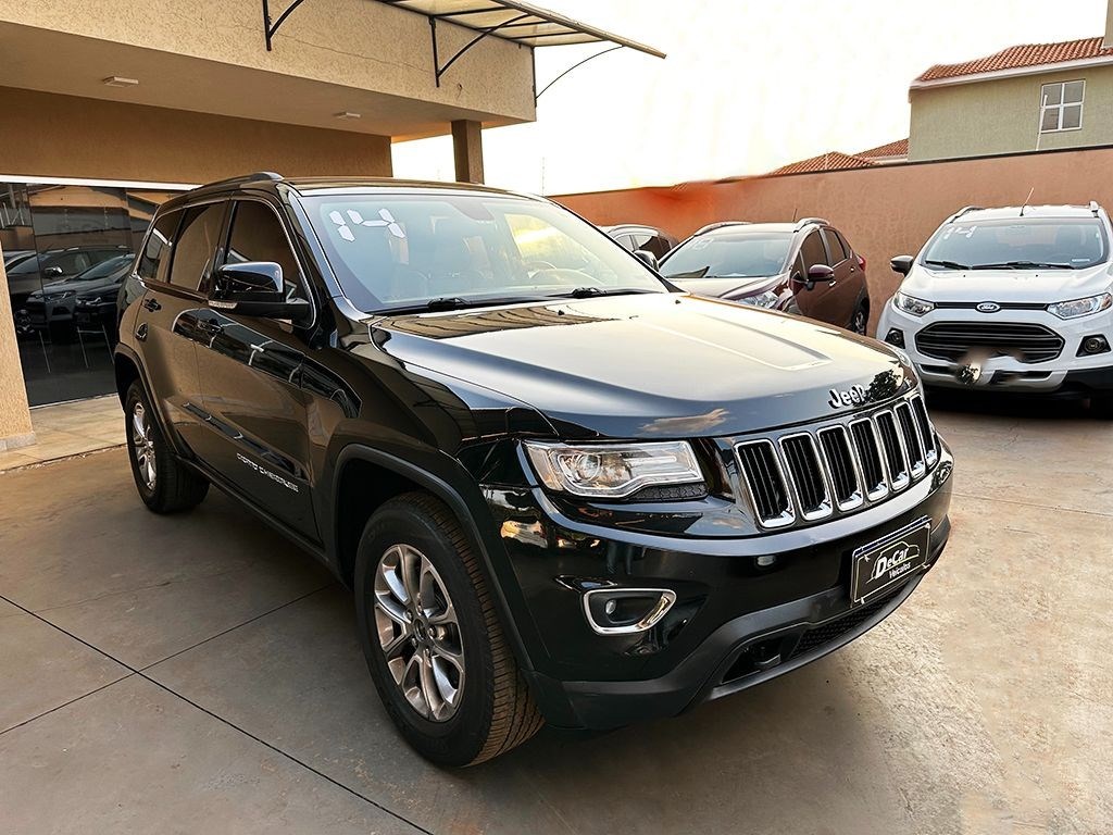 //www.autoline.com.br/carro/jeep/grand-cherokee-36-v6-laredo-24v-gasolina-4p-4x4-automatico/2014/ribeirao-preto-sp/24764705