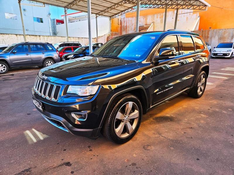 //www.autoline.com.br/carro/jeep/grand-cherokee-30-v6-limited-24v-diesel-4p-4x4-turbo-automat/2015/araucaria-pr/25007790