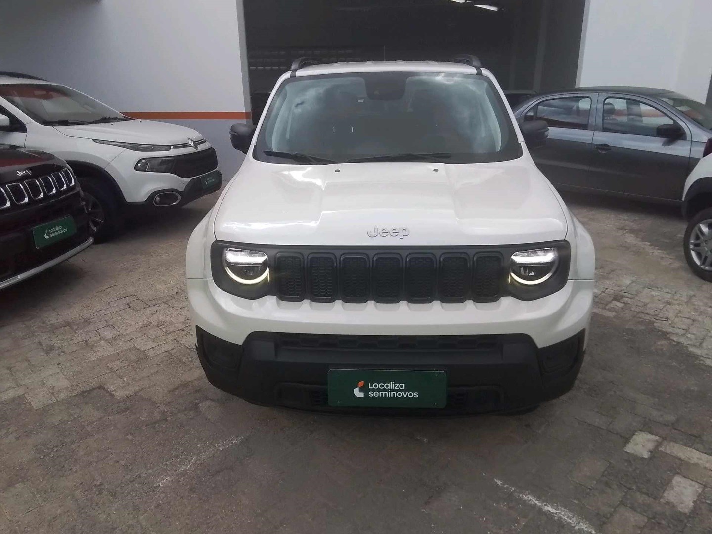 //www.autoline.com.br/carro/jeep/renegade-13-t270-sport-16v-flex-4p-turbo-automatico/2023/sao-paulo-sp/25023801