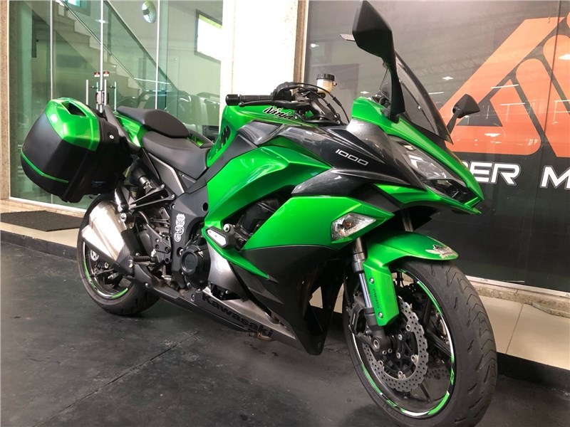 //www.autoline.com.br/moto/kawasaki/ninja-1000-tourer-gas-mec-basico/2018/volta-redonda-rj/24783607