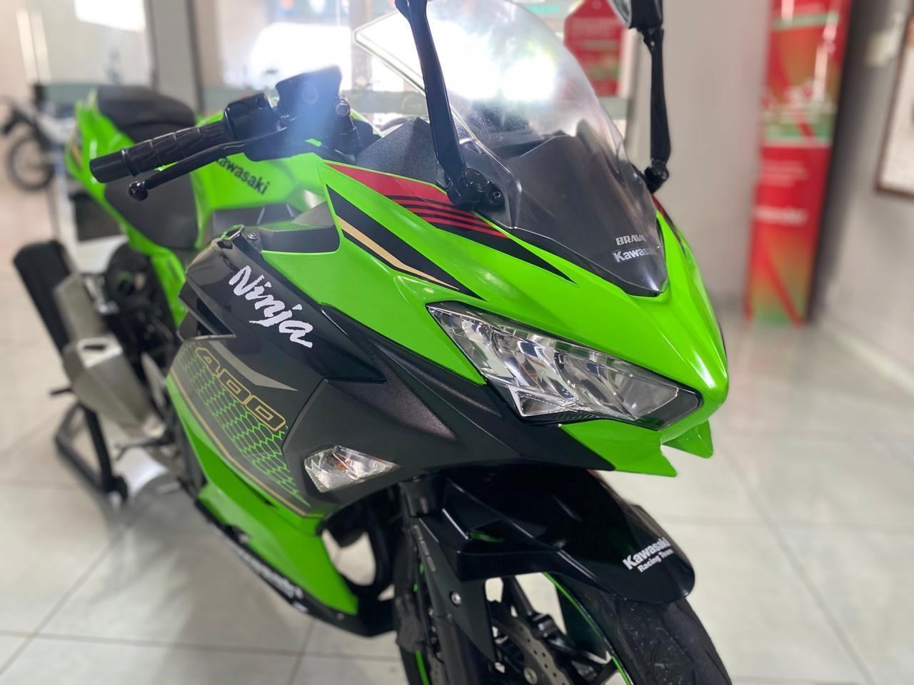//www.autoline.com.br/moto/kawasaki/ninja-400/2020/jaragua-do-sul-sc/24110480