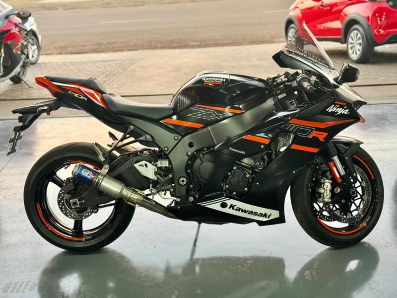 //www.autoline.com.br/moto/kawasaki/ninja-zx-10r-1000abs-gas-mec-basico/2022/jatai-go/23983137