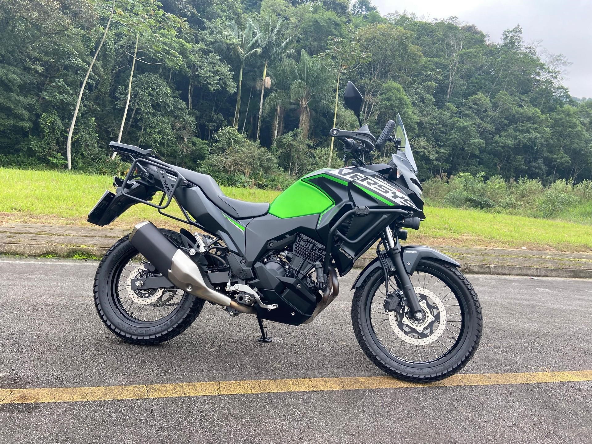 //www.autoline.com.br/moto/kawasaki/versys-x-300-abs/2023/guaramirim-sc/23977076