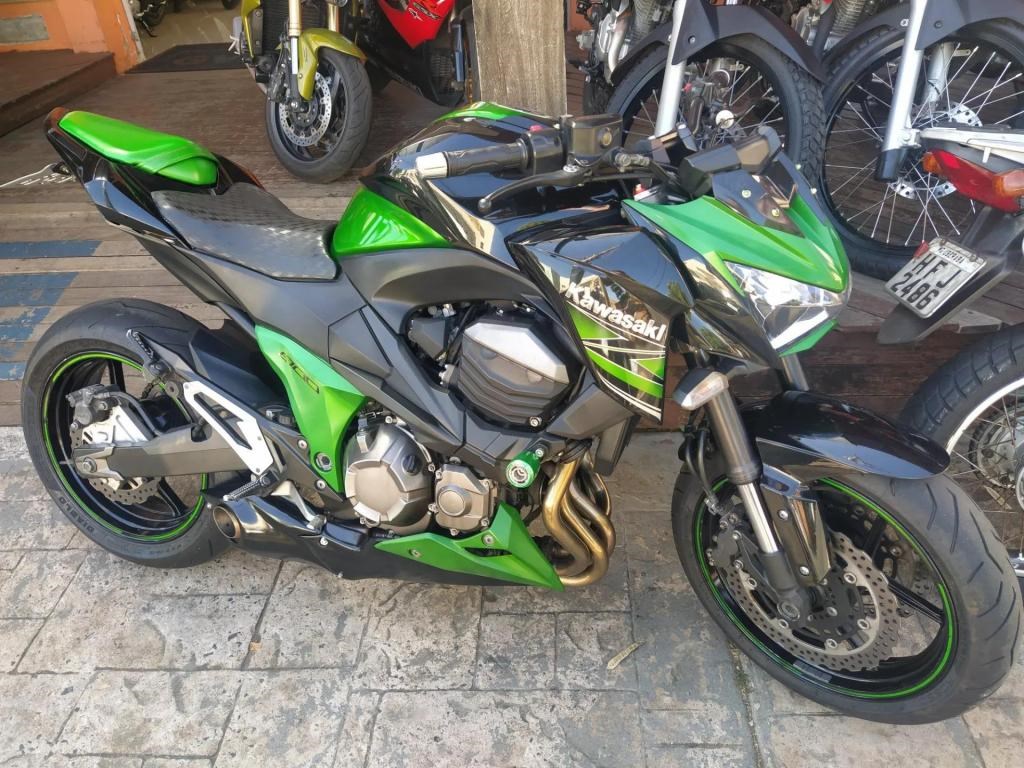 //www.autoline.com.br/moto/kawasaki/z-800abs-gas-mec-basico/2014/uberaba-mg/23872906