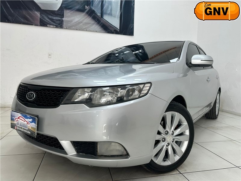 //www.autoline.com.br/carro/kia/cerato-16-sx-16v-gasolina-4p-automatico/2013/nova-iguacu-rj/24484969