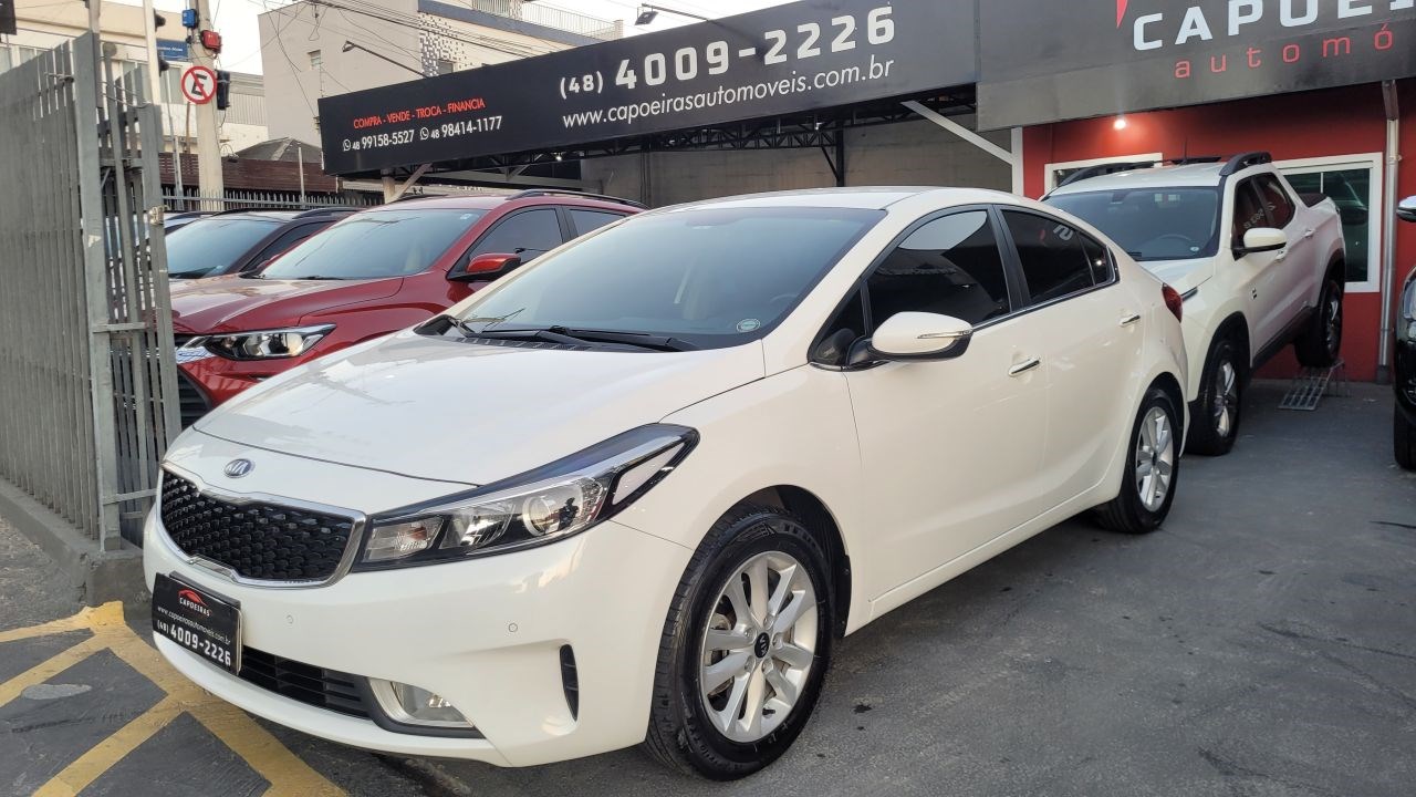 //www.autoline.com.br/carro/kia/cerato-16-sx-16v-flex-4p-automatico/2019/florianopolis-sc/24767627
