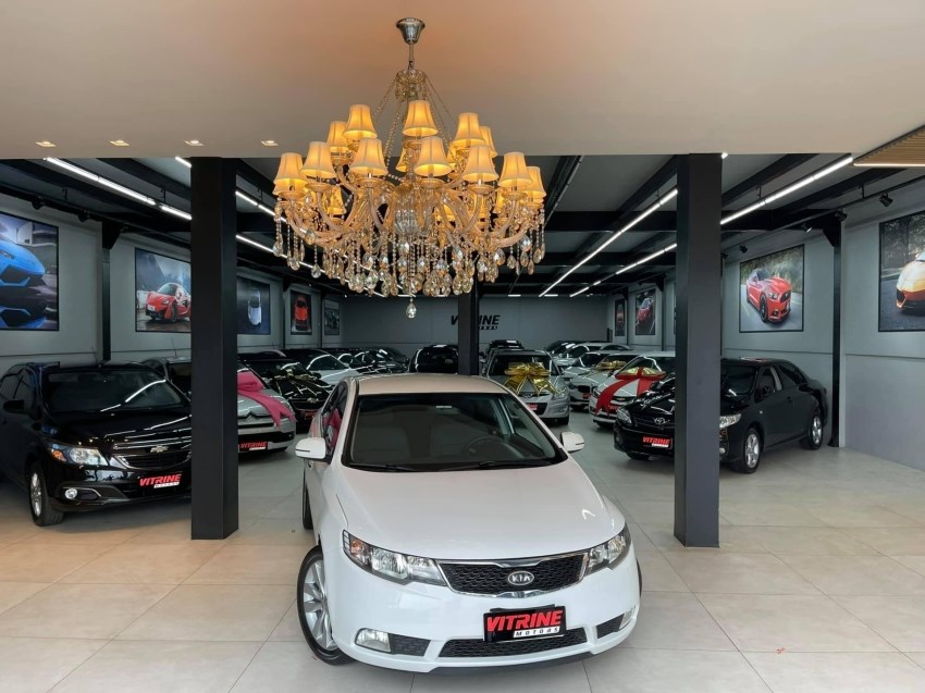 //www.autoline.com.br/carro/kia/cerato-16-sx-16v-gasolina-4p-automatico/2012/estancia-velha-rs/24831644