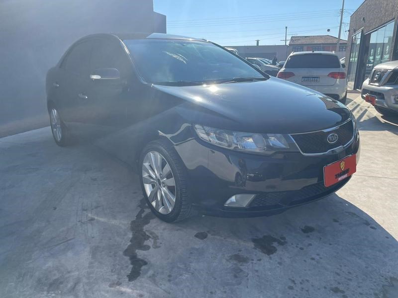 //www.autoline.com.br/carro/kia/cerato-16-sx-16v-gasolina-4p-manual/2011/curitiba-pr/24894373