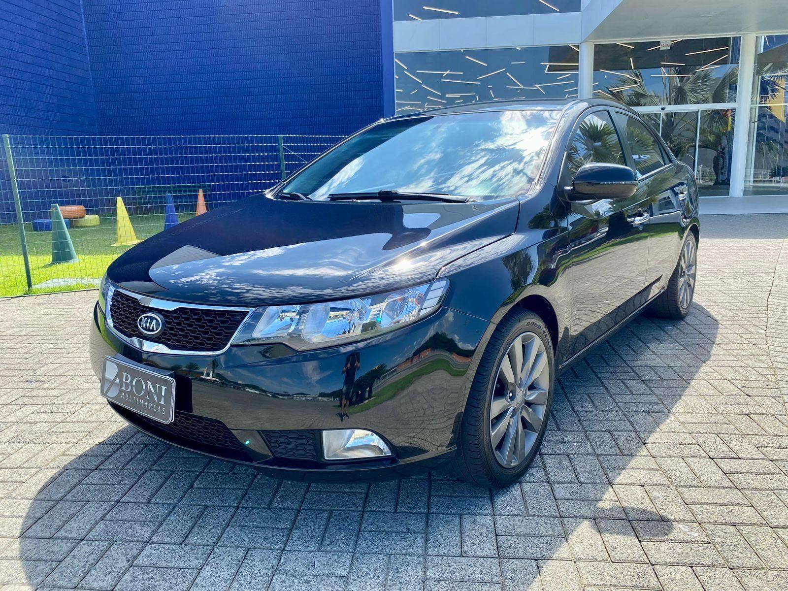 //www.autoline.com.br/carro/kia/cerato-16-sx-16v-gasolina-4p-automatico/2012/blumenau-sc/25029905
