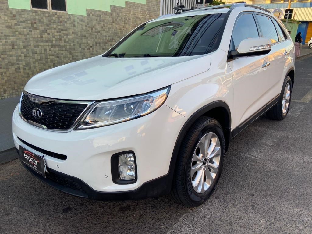//www.autoline.com.br/carro/kia/sorento-24-ex-16v-gasolina-4p-automatico/2014/uberlandia-mg/24476950