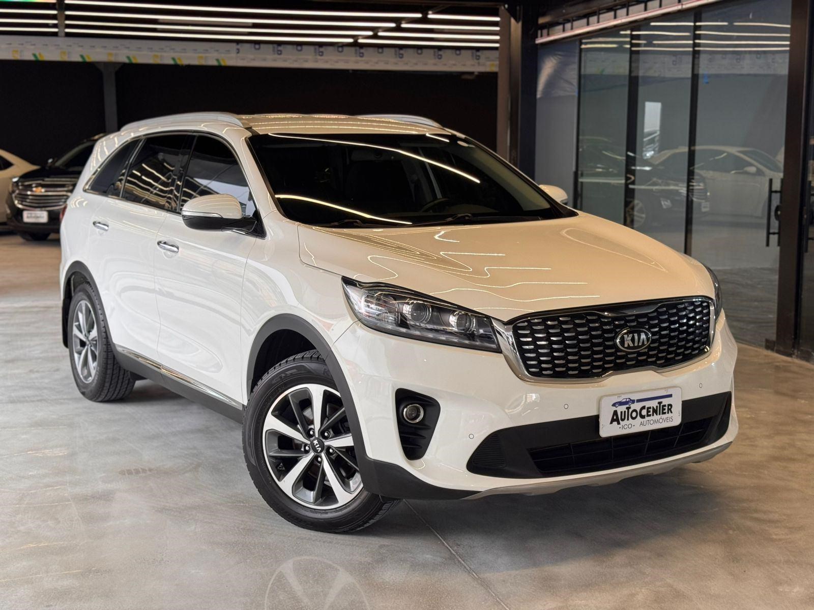 //www.autoline.com.br/carro/kia/sorento-24-ex-16v-gasolina-4p-automatico/2018/blumenau-sc/24876490