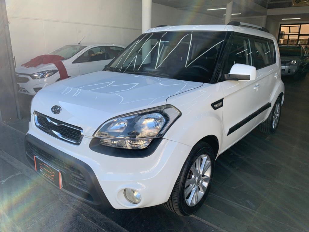 //www.autoline.com.br/carro/kia/soul-16-ex-16v-flex-4p-automatico/2012/uberaba-mg/25029137