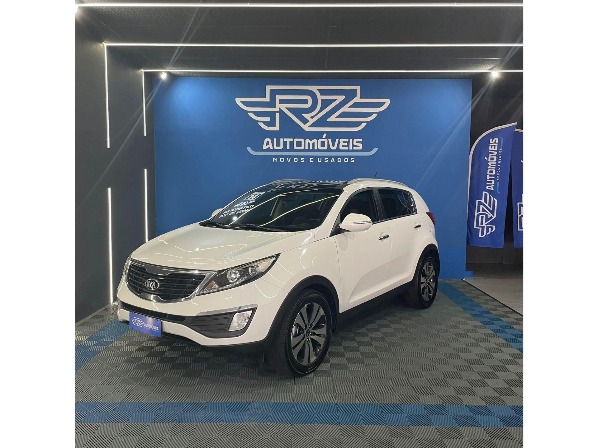 //www.autoline.com.br/carro/kia/sportage-20-ex-16v-flex-4p-automatico/2014/criciuma-sc/23351358