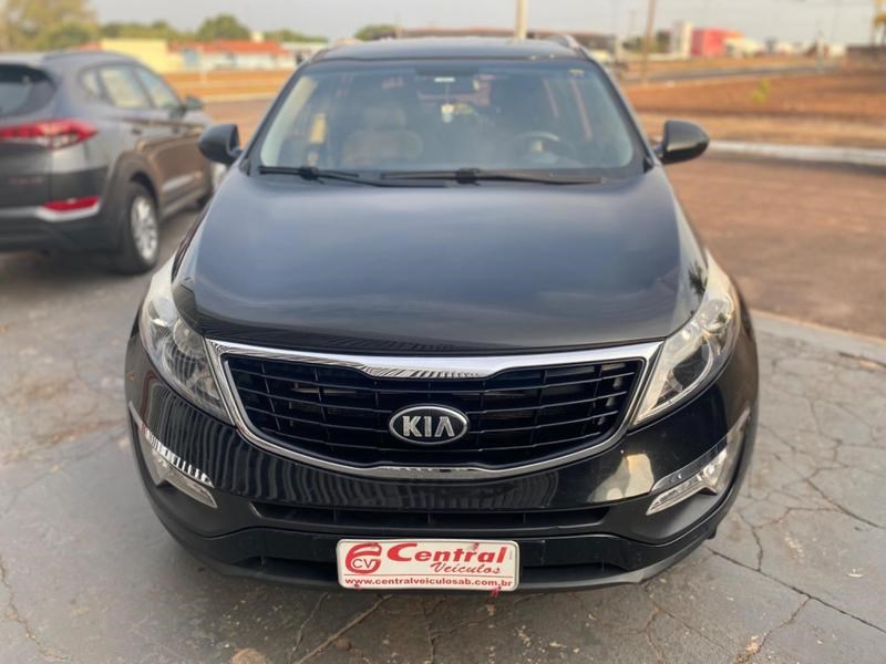 //www.autoline.com.br/carro/kia/sportage-20-ex-16v-flex-4p-automatico/2015/agua-boa-mt/23535825