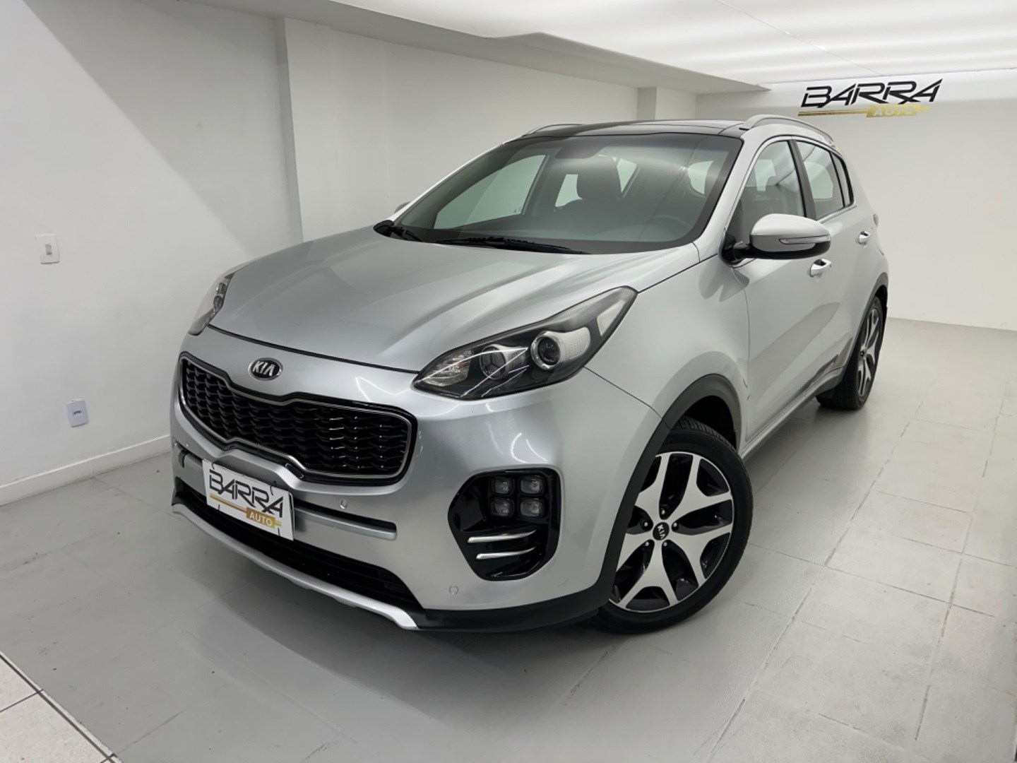 //www.autoline.com.br/carro/kia/sportage-20-ex-16v-flex-4p-automatico/2017/rio-de-janeiro-rj/23922519