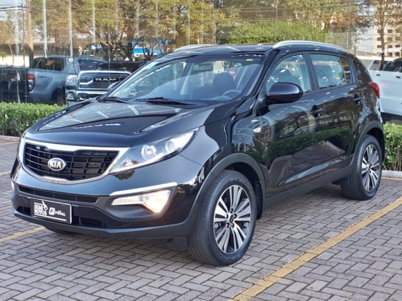 //www.autoline.com.br/carro/kia/sportage-20-lx-16v-flex-4p-automatico/2015/cascavel-pr/24779734