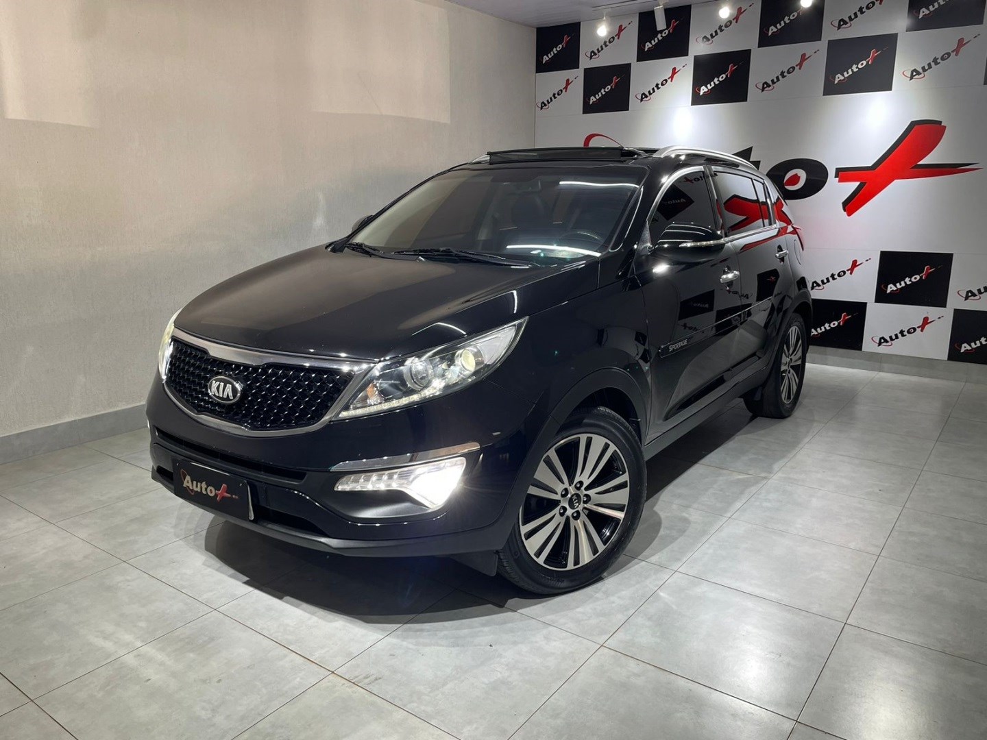 //www.autoline.com.br/carro/kia/sportage-20-ex-16v-flex-4p-automatico/2015/ribeirao-preto-sp/24938220