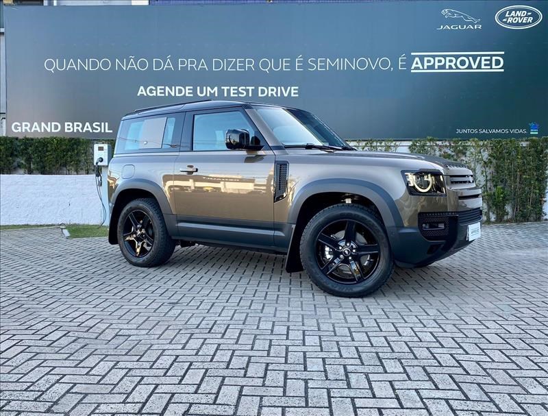 //www.autoline.com.br/carro/land-rover/defender-20-se-90-16v-gasolina-2p-4x4-turbo-automatico/2022/sao-paulo-sp/17930488