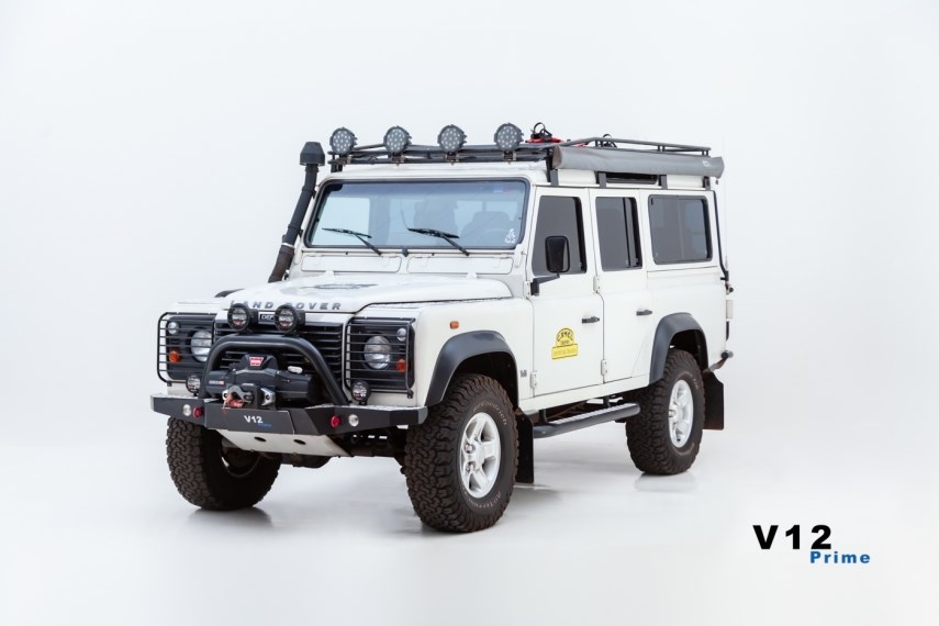 //www.autoline.com.br/carro/land-rover/defender-25-110-sw-8v-diesel-4p-4x4-turbo-manual/2001/brasilia-df/24631912