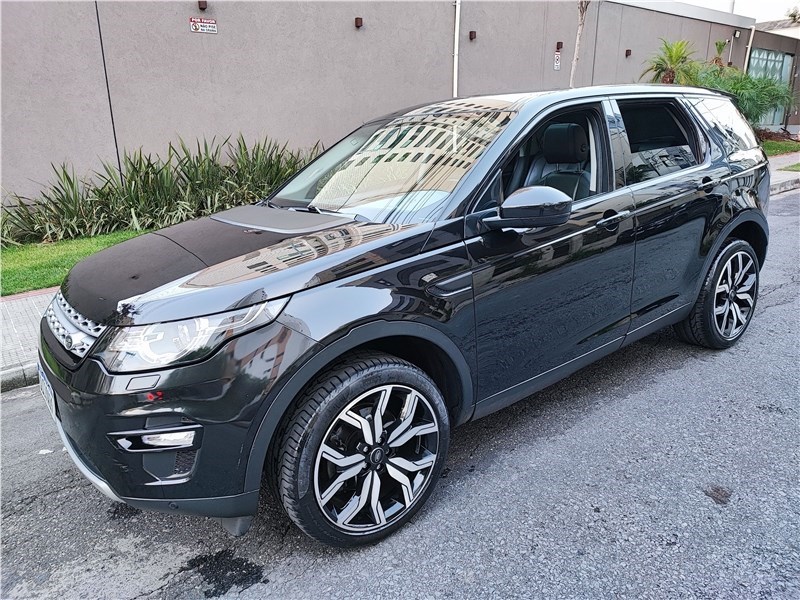 //www.autoline.com.br/carro/land-rover/discovery-sport-20-hse-16v-gasolina-4p-4x4-turbo-automatico/2016/belo-horizonte-mg/23966732