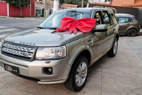 //www.autoline.com.br/carro/land-rover/freelander-22-se-16v-diesel-4p-4x4-turbo-automatico/2011/sao-paulo-sp/23872785