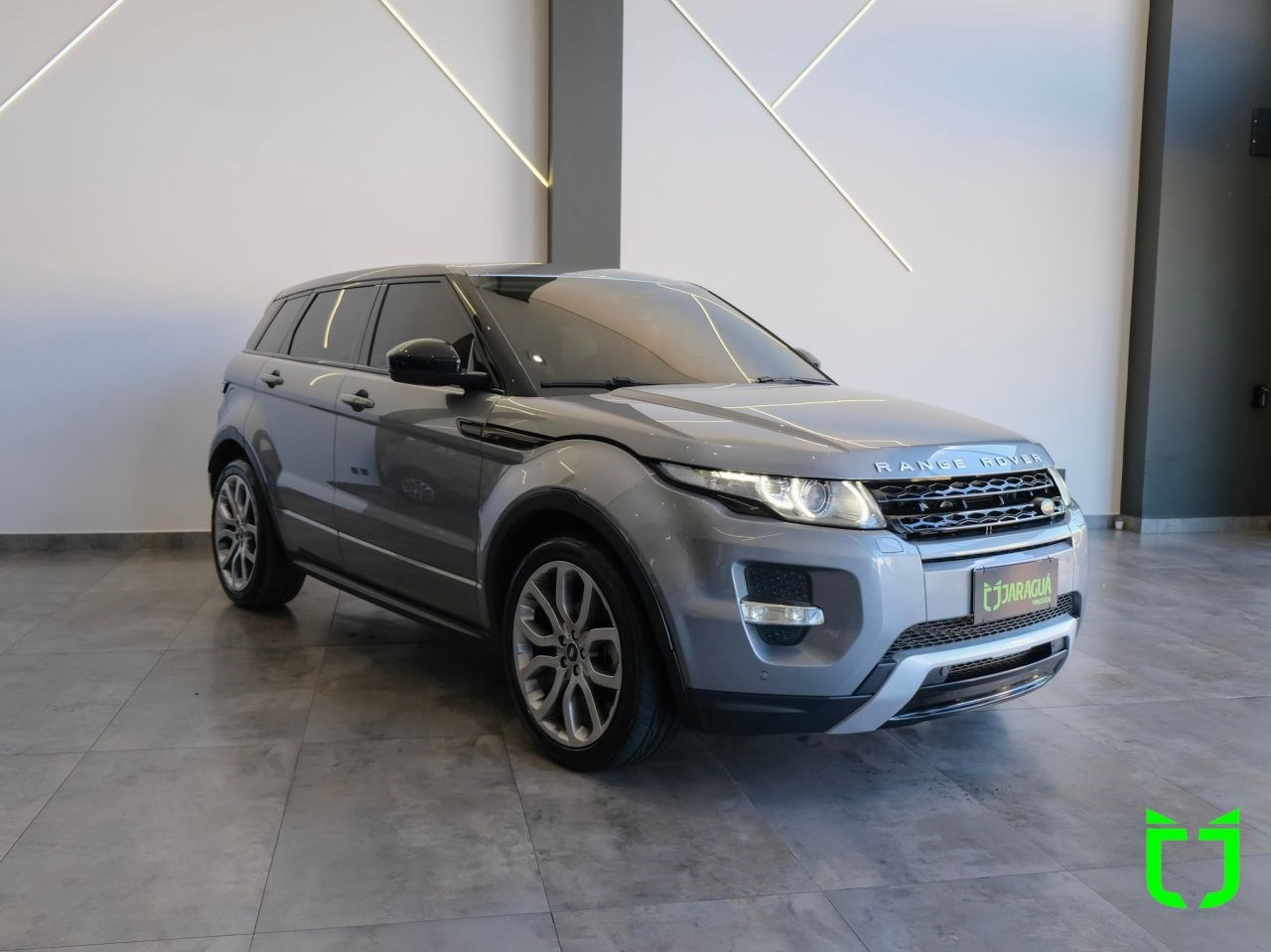 //www.autoline.com.br/carro/land-rover/range-rover-evoque-20-dynamic-16v-gasolina-4p-4x4-turbo-automati/2015/rio-claro-sp/23411297
