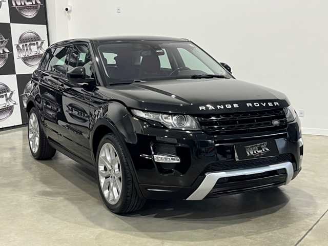 //www.autoline.com.br/carro/land-rover/range-rover-evoque-20-dynamic-16v-gasolina-4p-4x4-turbo-automati/2015/joinville-sc/23675872