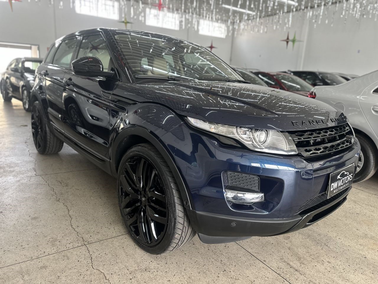 //www.autoline.com.br/carro/land-rover/range-rover-evoque-20-prestige-16v-gasolina-4p-4x4-turbo-automat/2014/piracicaba-sp/23696333