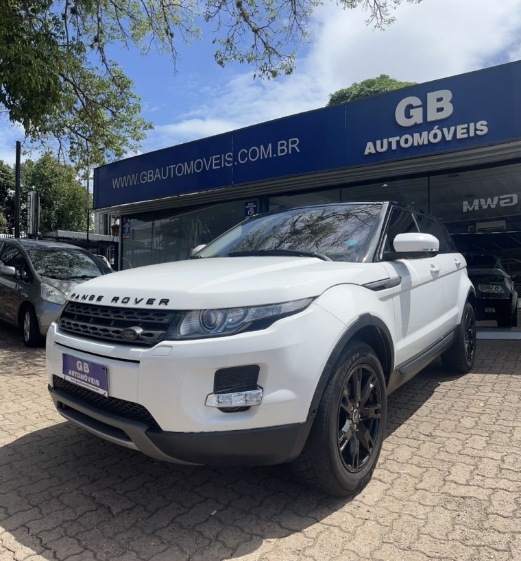 //www.autoline.com.br/carro/land-rover/range-rover-evoque-20-pure-tech-pack-16v-gasolina-4p-4x4-turbo-a/2013/porto-alegre-rs/24590415